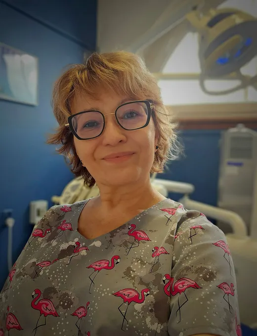 Dr Agata Wyczałkowska-Łatacha w gabinecie stomatologicznym